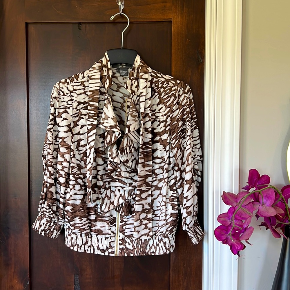 Like new designer Per Se jacket